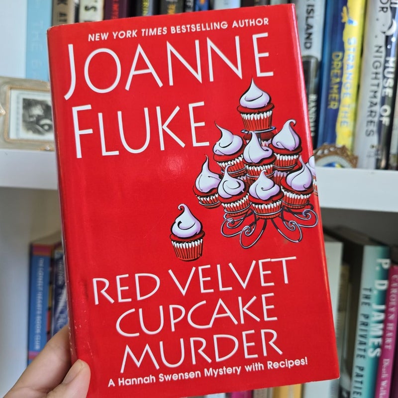 Red Velvet Cupcake Murder