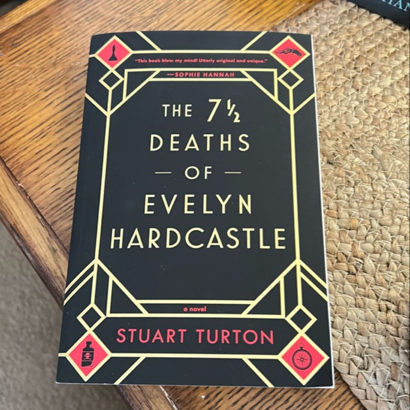 The 7½ Deaths of Evelyn Hardcastle