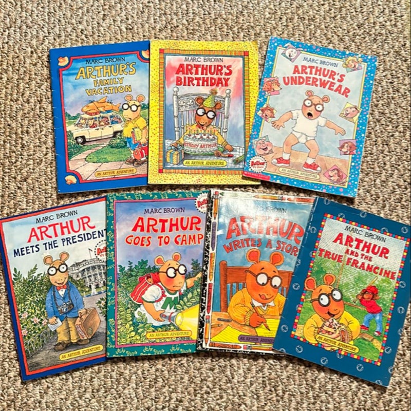 Lot/Bundle of 7 Arthur books by Marc Brown