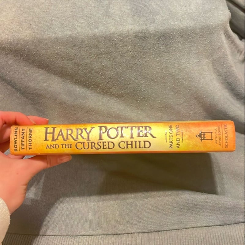 Harry Potter and the Cursed Child Parts One and Two (Special Rehearsal Edition Script)