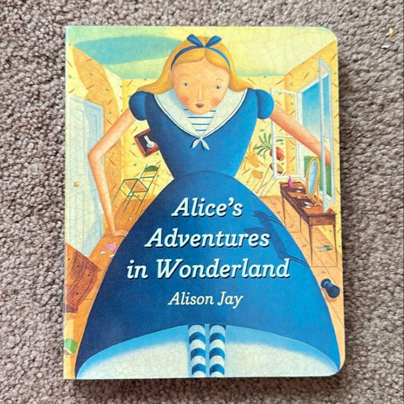 Alice's Adventures in Wonderland Board Book