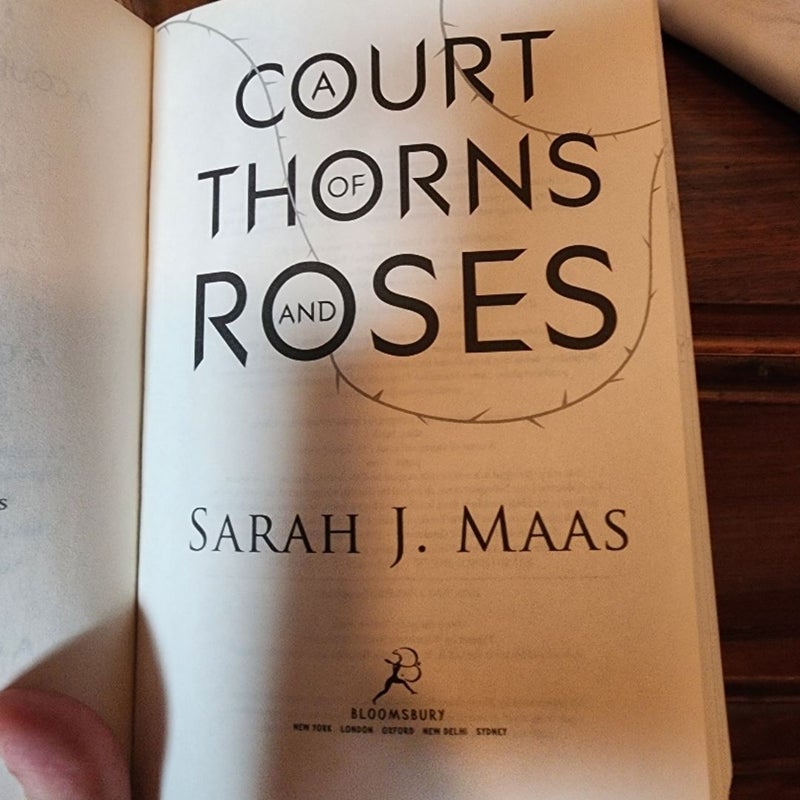 A Court of Thorns and Roses