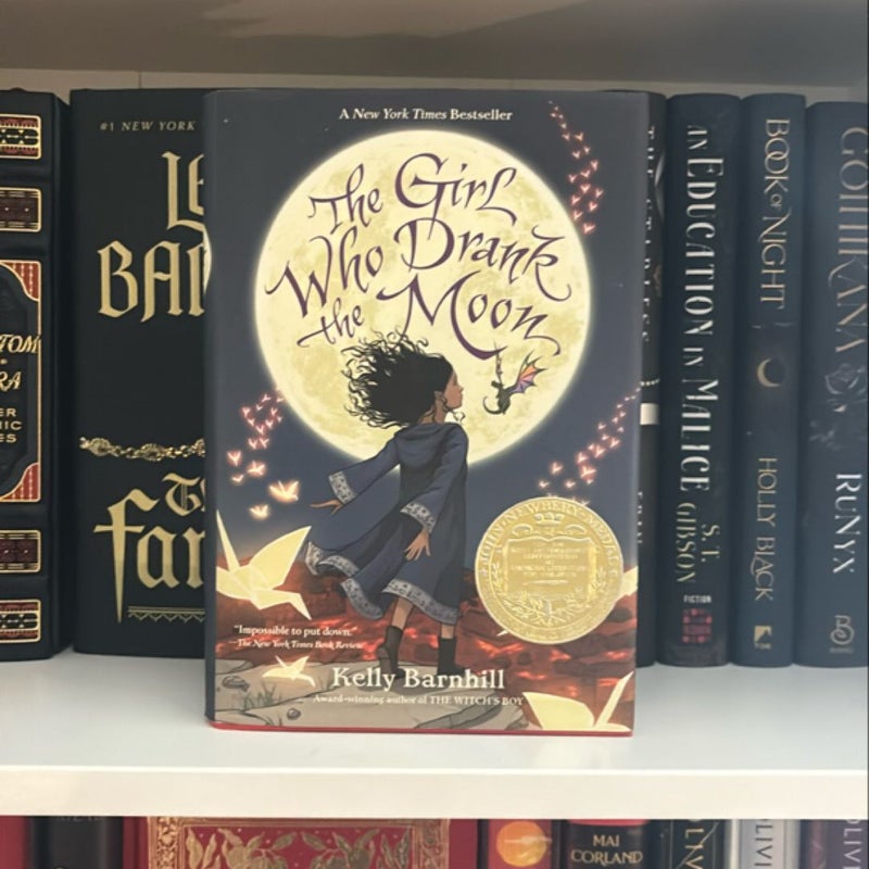 The Girl Who Drank the Moon (Winner of the 2017 Newbery Medal)