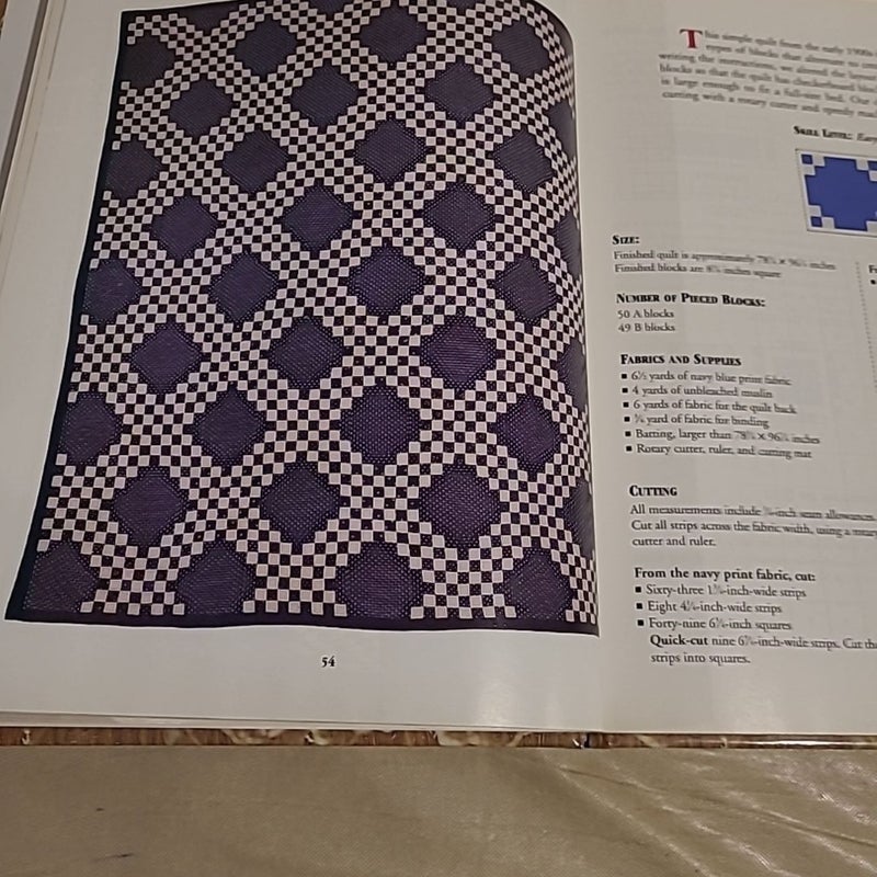 A Rodale Quilt Book: Quilts from America's Heartland Step-by-Step Directions 
