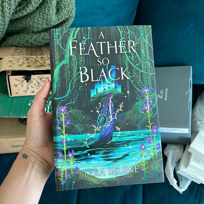 A feather so black (Fairyloot Ed)