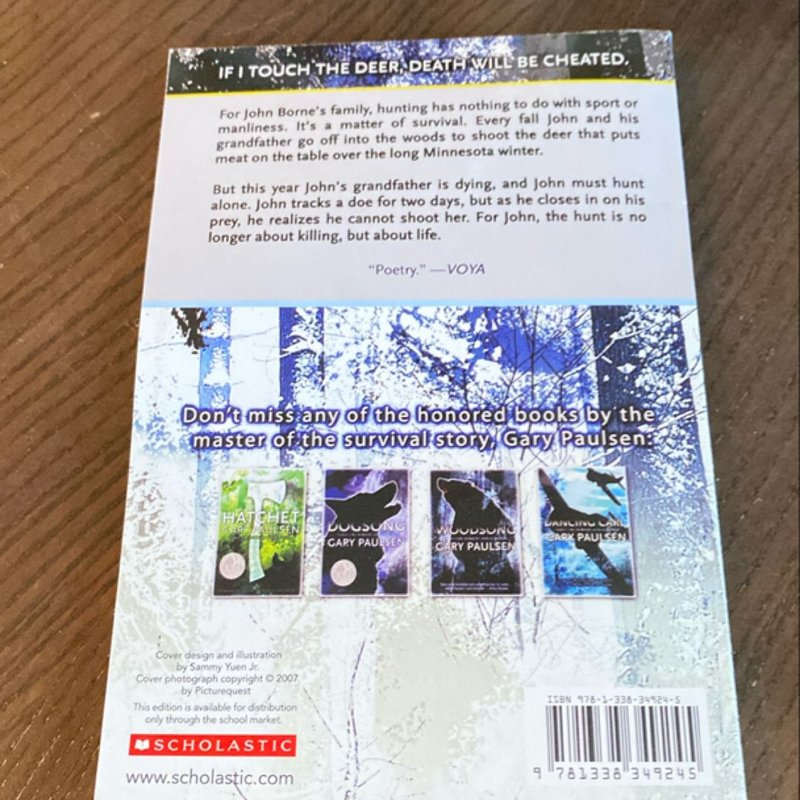 Tracker by Gary Paulsen , Paperback | Pangobooks
