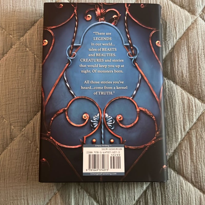 The Wren in the Holly Library (Deluxe Limited Edition)