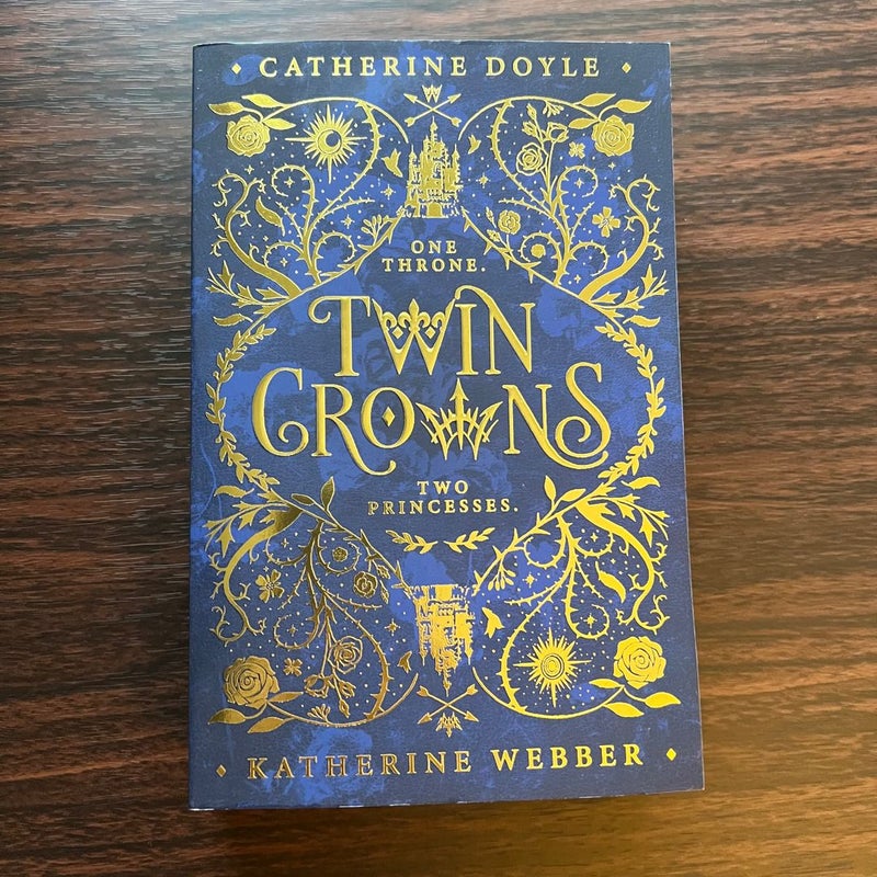 Twin Crowns (Signed Fairyloot Edition)