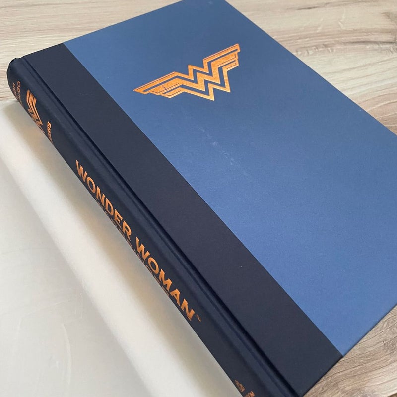 Wonder Woman : Warbringer - SIGNED COPY