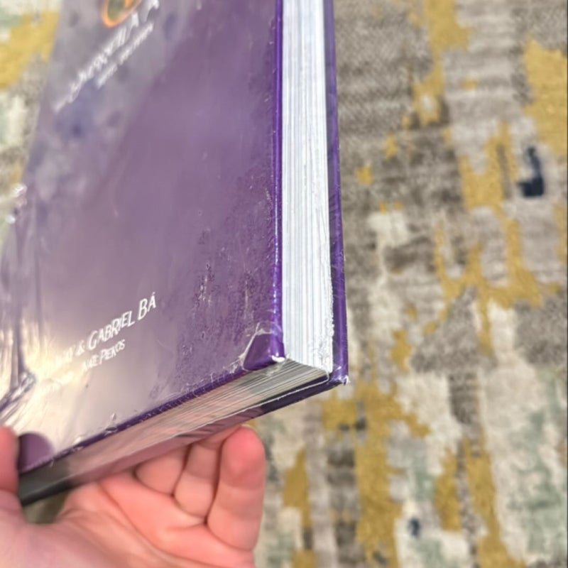 The Umbrella Academy Library Edition Volume 3: Hotel Oblivion