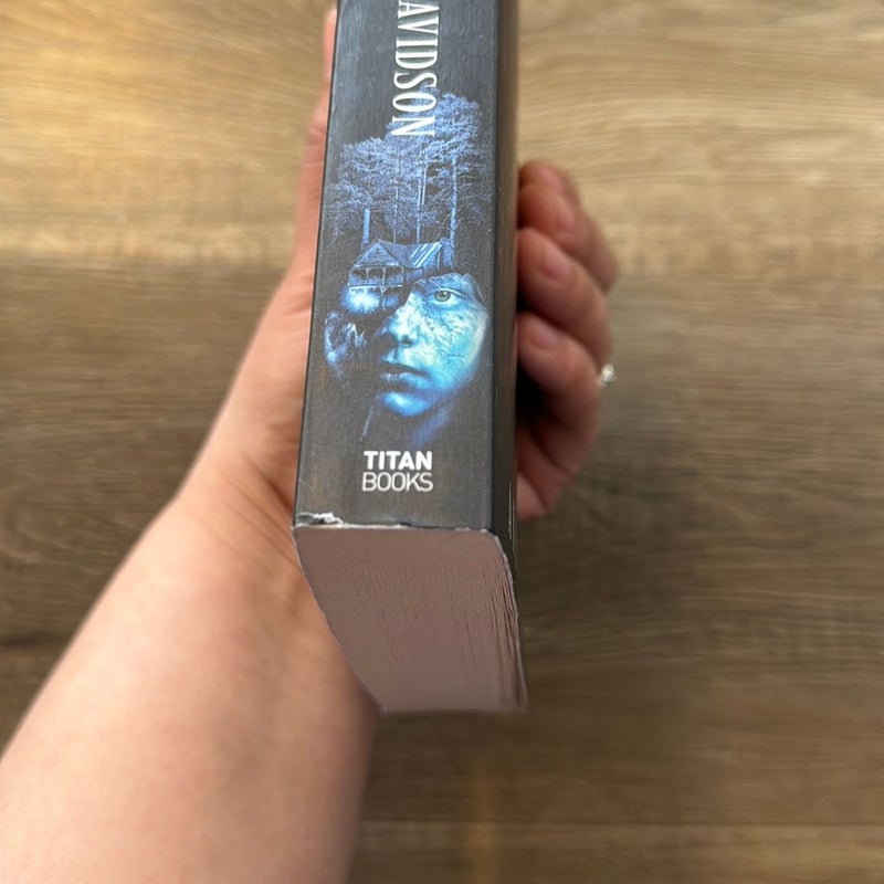 The Hollow Kind (UK Edition)