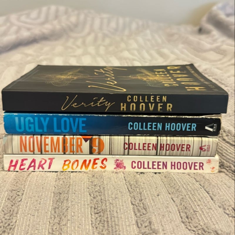 Colleen Hoover bundle (with old covers)