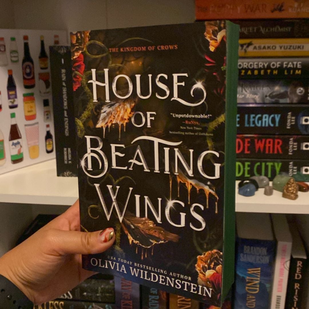 House of Beating Wings by Olivia Wildenstein, Paperback Pangobooks