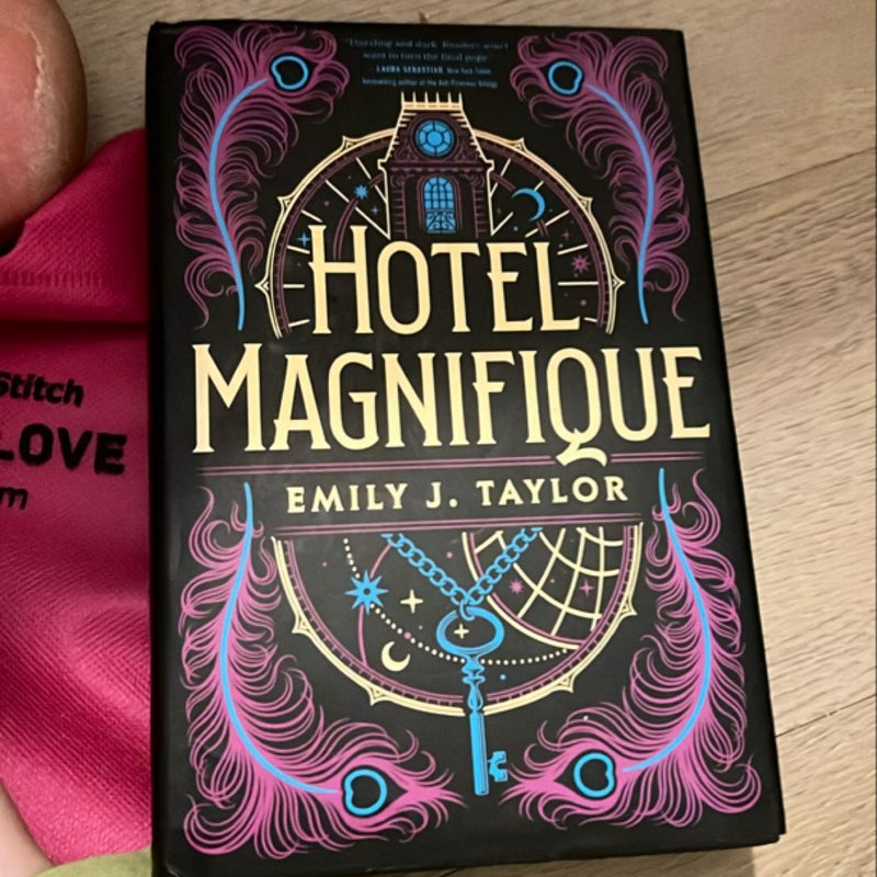 Hotel Magnifique