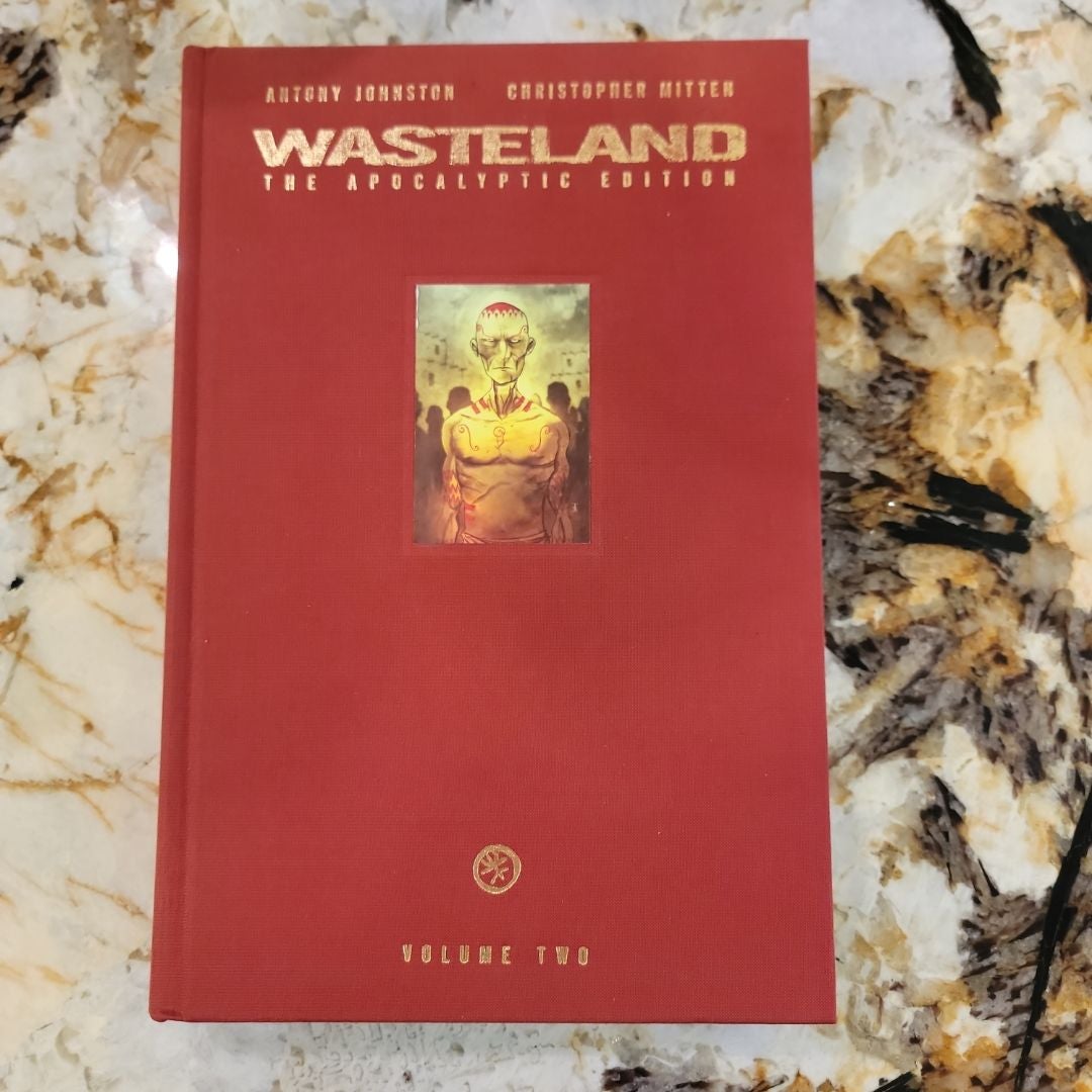 Amazon.com: Wasteland Compendium Vol. 2 (2): 9781620105146
