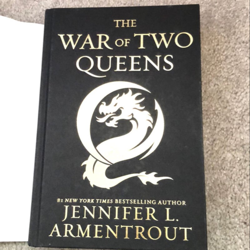 The War of Two Queens *SIGNED*