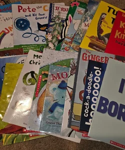 25 Childrens Scholastic Softcover Books