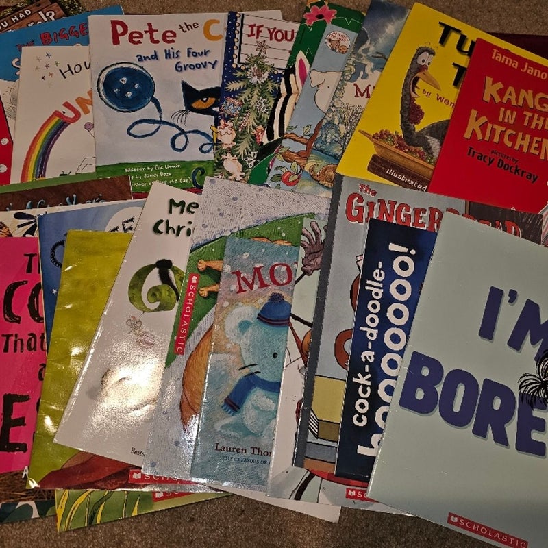 25 Childrens Scholastic Softcover Books