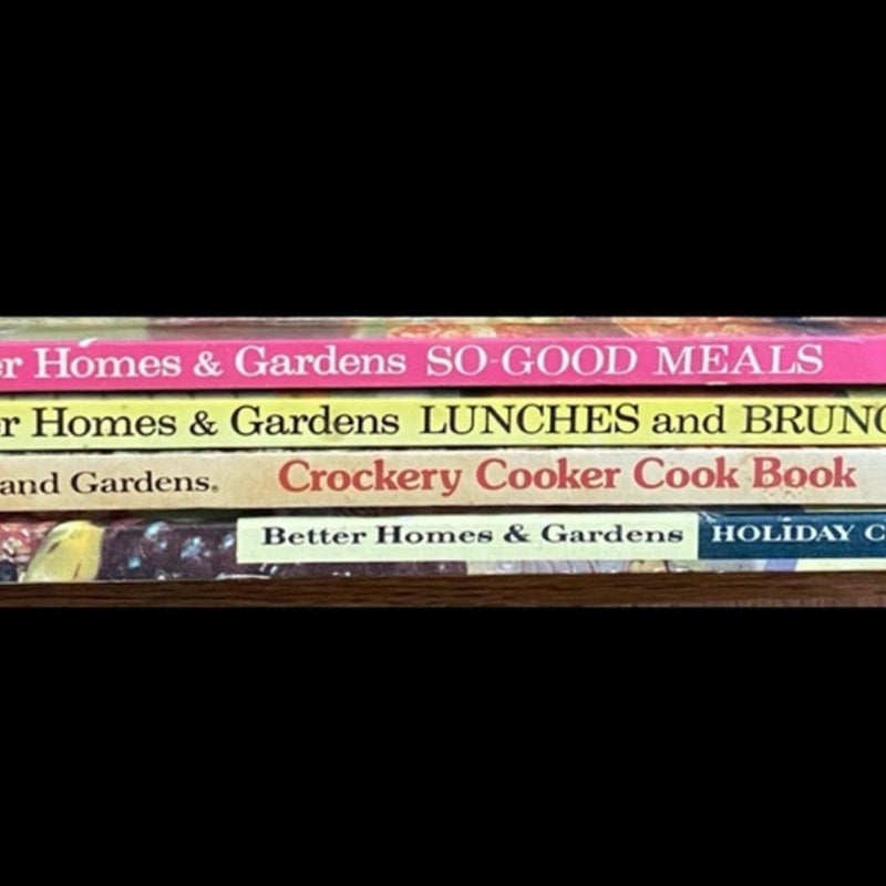 Set of 4 Vintage Better Homes & Gardens cookbooks