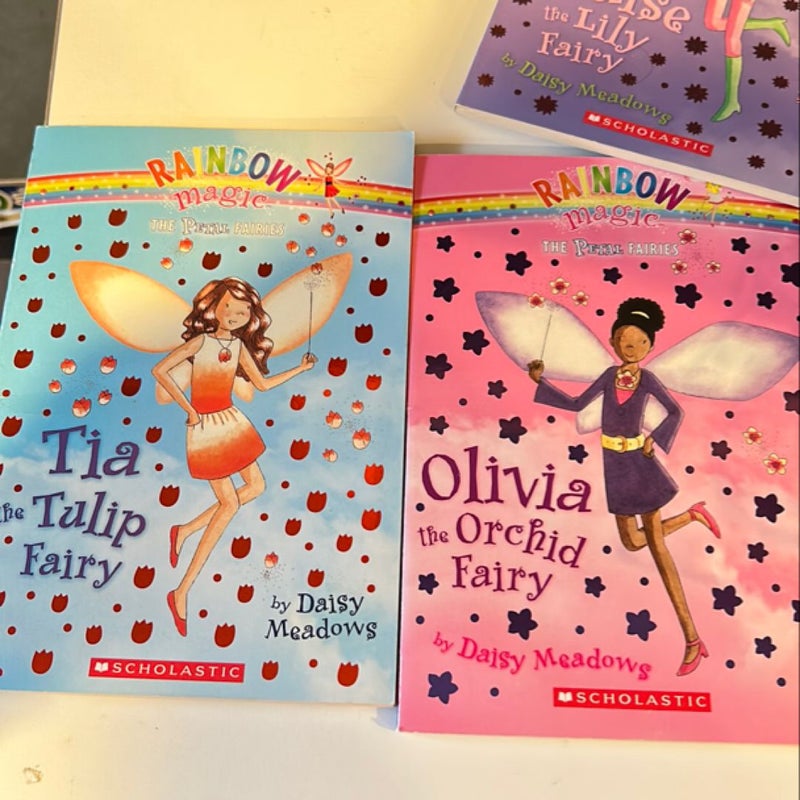 14 Rainbow Magic Fairies Books 