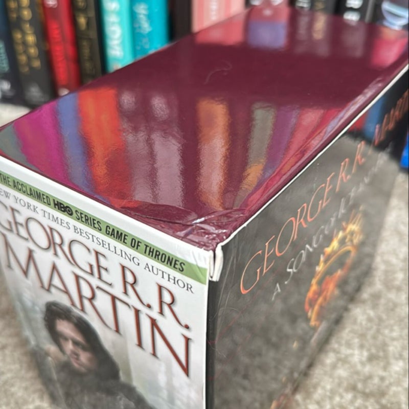 George R. R. Martin's a Game of Thrones 5-Book Boxed Set (Song of Ice and Fire Series)