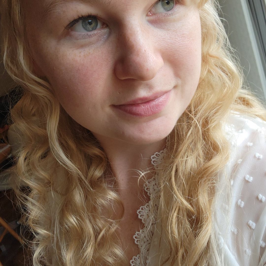 Carrie Foldesi