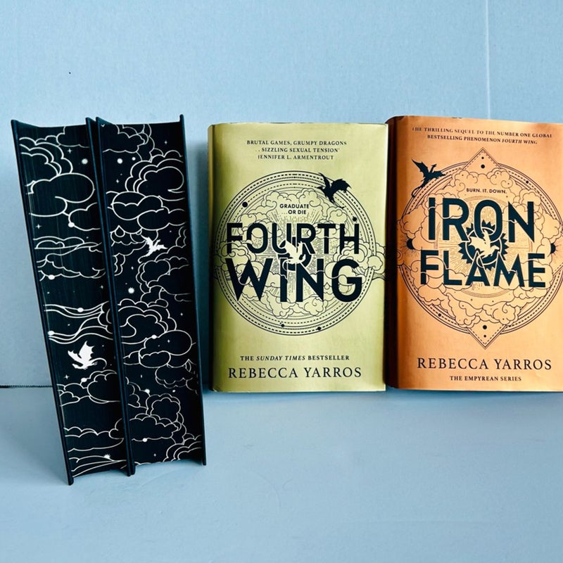 Waterstones Fourth Wing Iron Flame Set Sprayed Edges