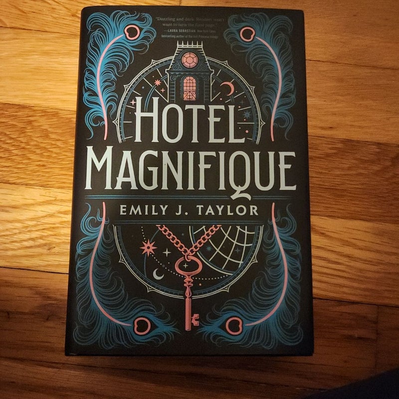 Hotel magnifique owlcrate edition