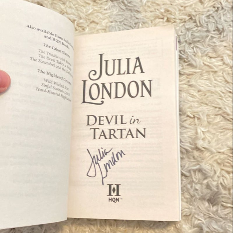 Lot of 5 Julia London Books, All Signed