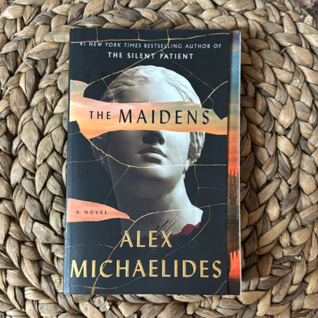 Sale image for 9946b651-10d4-43f2-b2dd-de8b4bc405f6-AhFxDBNTfoaAfKfNkH4H8sWhLyk2