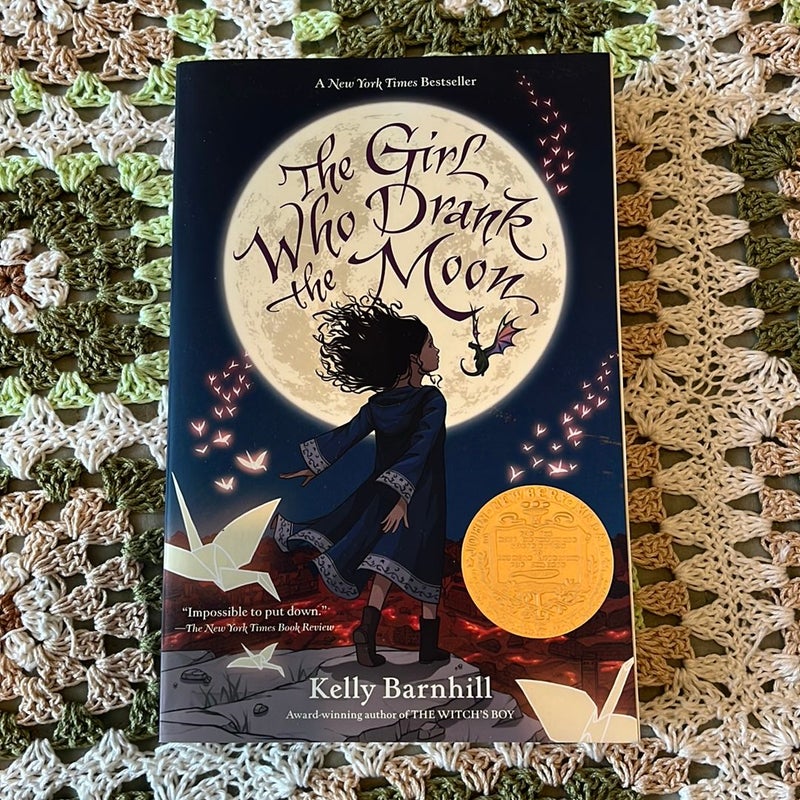 The Girl Who Drank the Moon (Winner of the 2017 Newbery Medal)