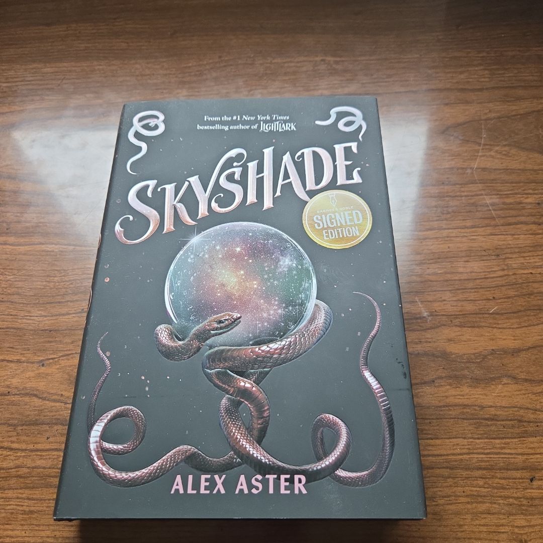 Skyshade (the Lightlark Saga, Book 3)