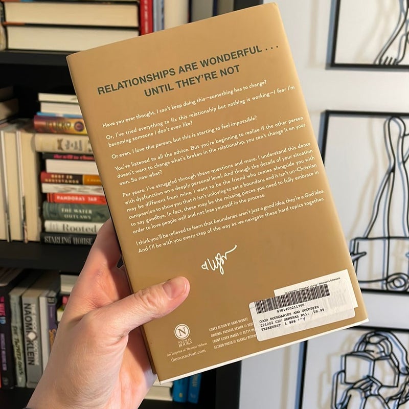 Good Boundaries and Goodbyes by Lysa TerKeurst, Hardcover Pangobooks