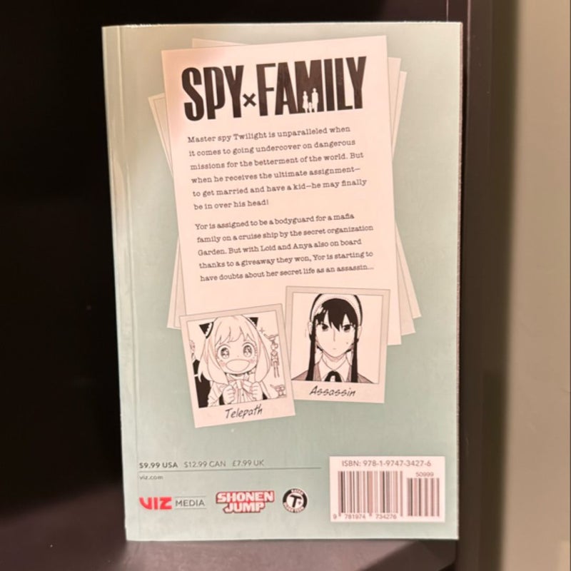 Spy X Family, Vol. 8