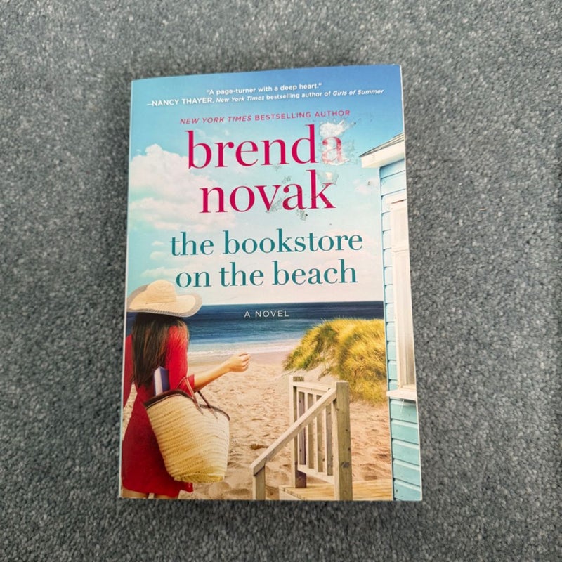 The bookstore on the beach 