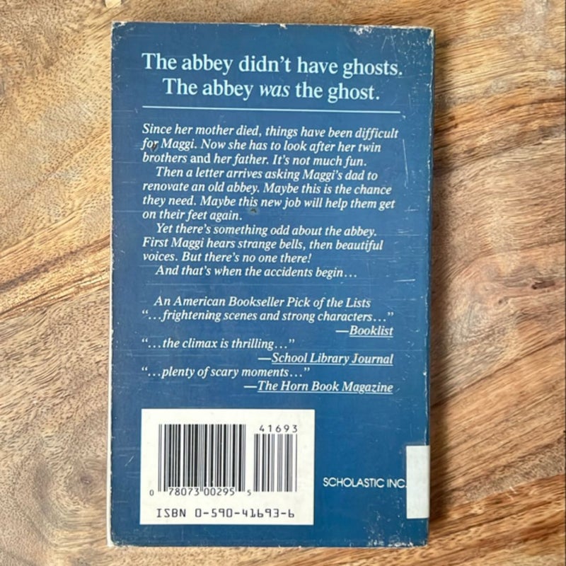 Ghost Abbey (Point Horror) FIRST EDITION 