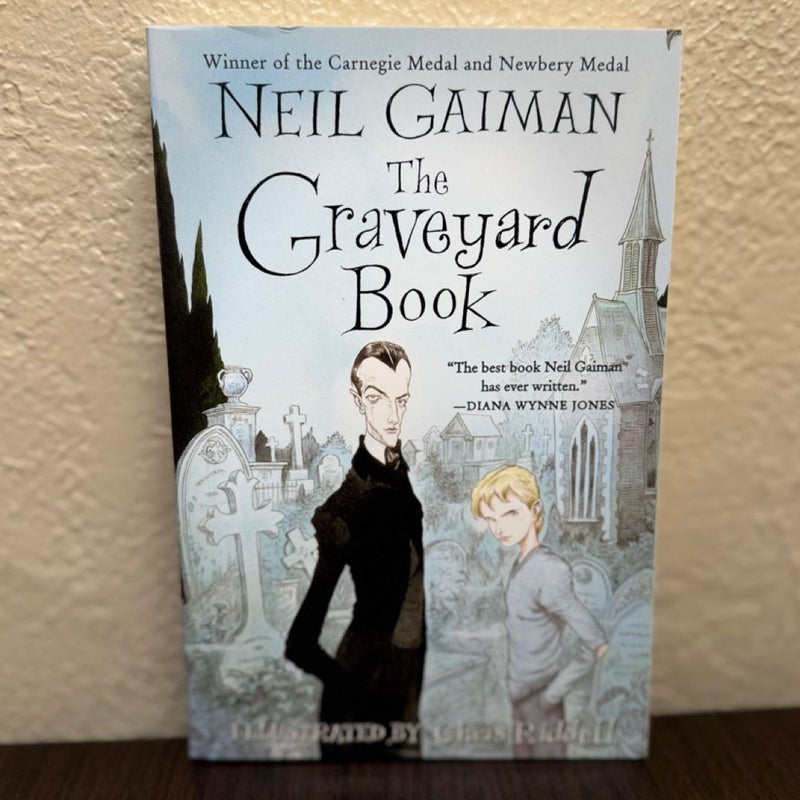 The Graveyard Book 