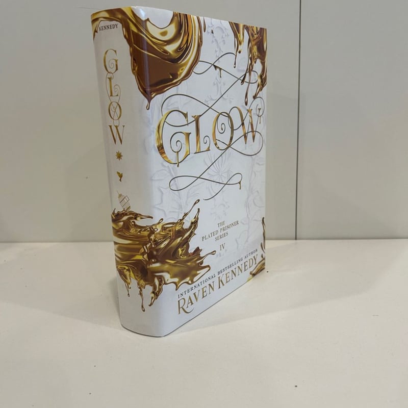 Glow by Raven Kennedy, Hardcover | Pangobooks