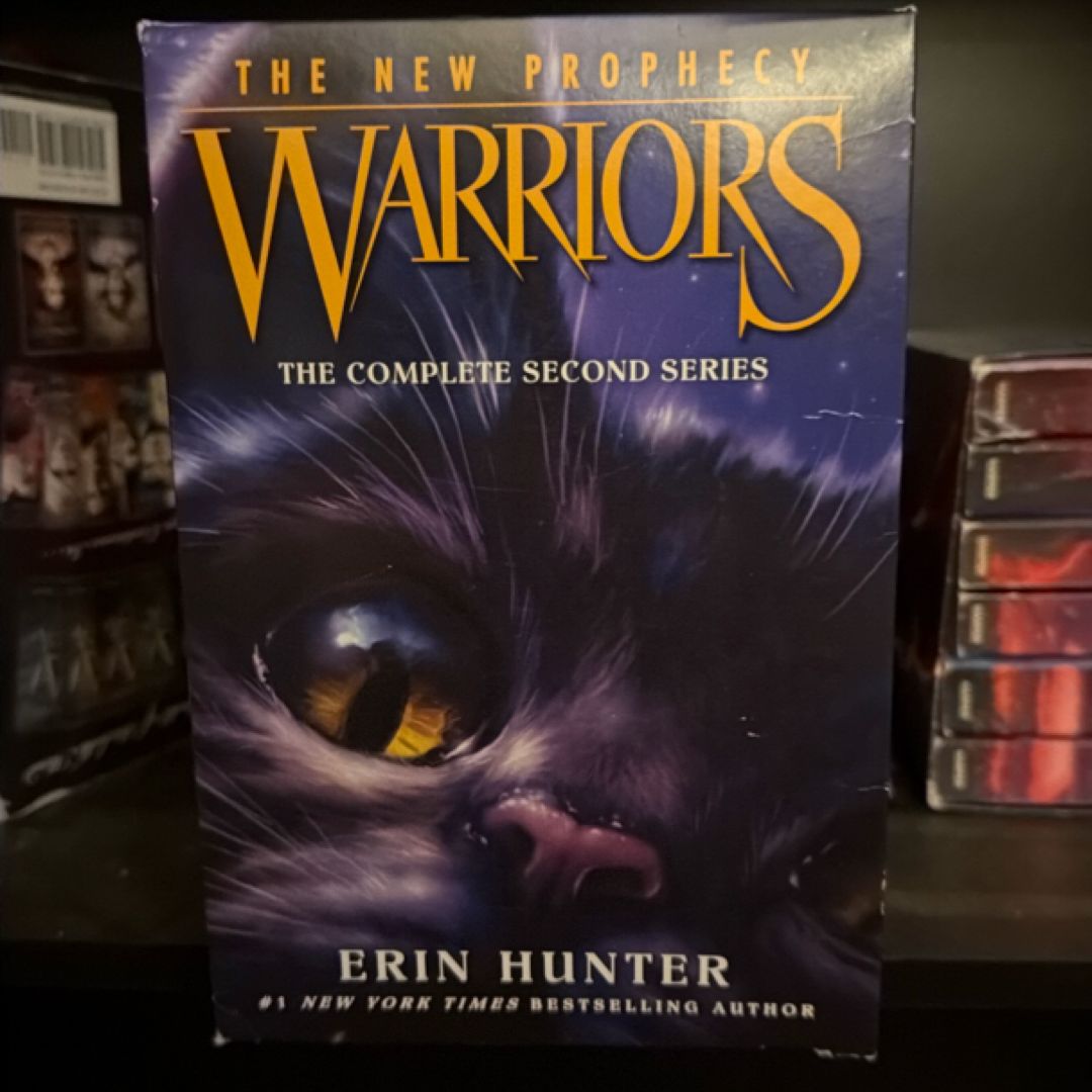 Warriors: the New Prophecy Box Set: Volumes 1 To 6