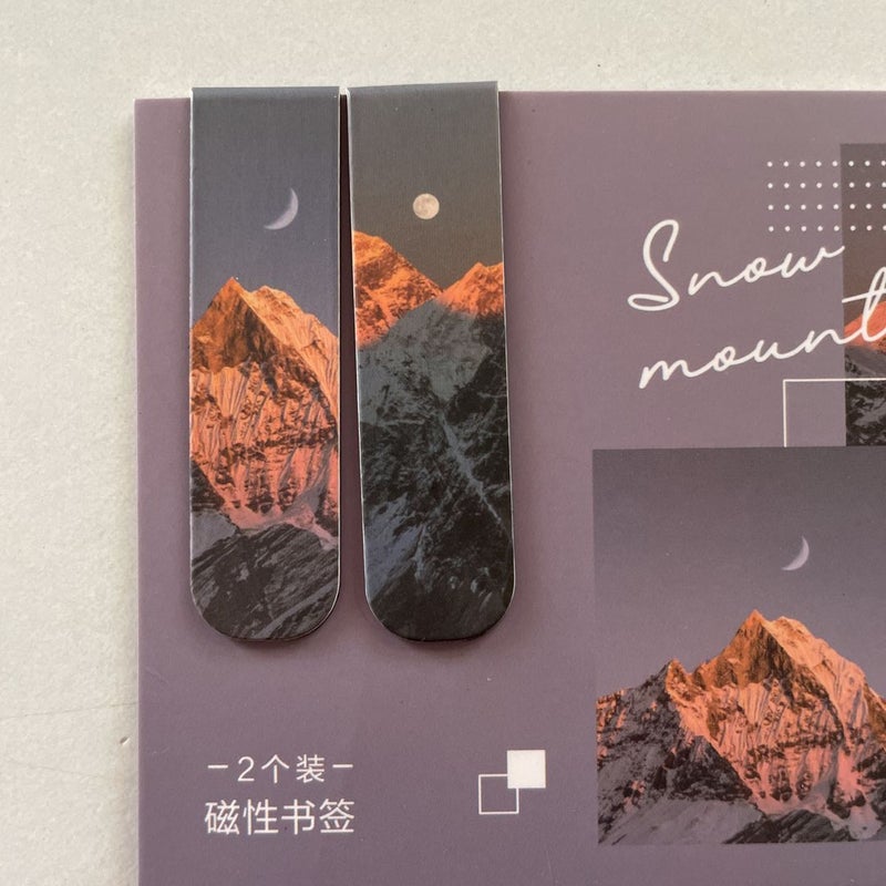 🔖 *Mountains* Magnetic Bookmark Set