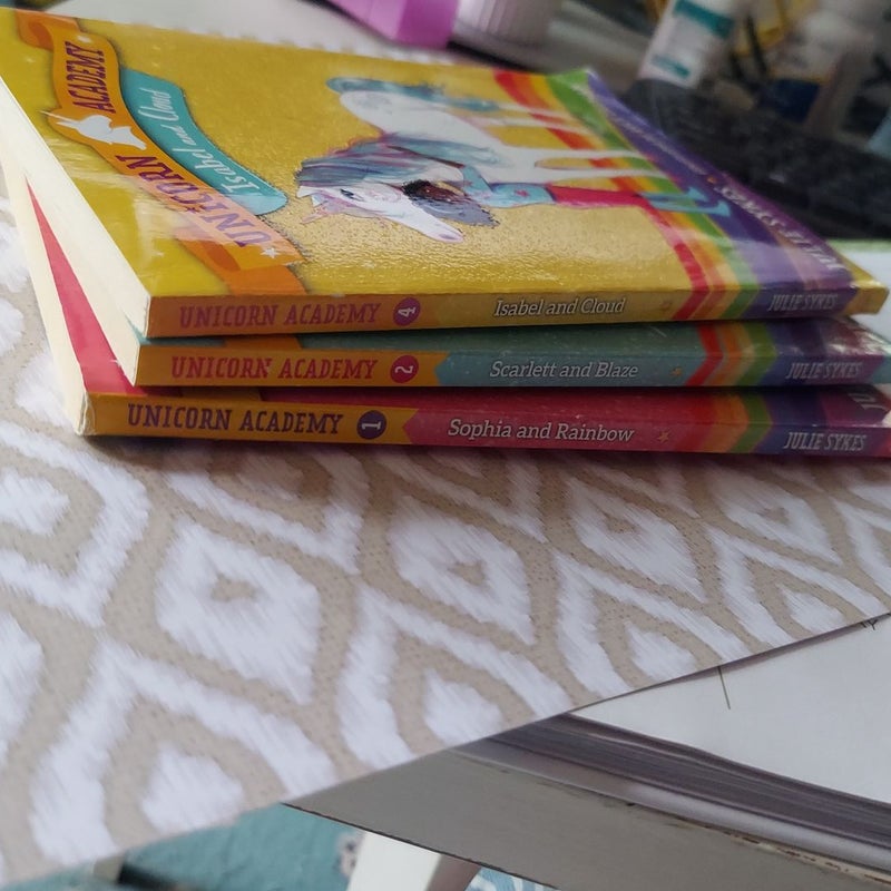 Unicorn Academy Bundle