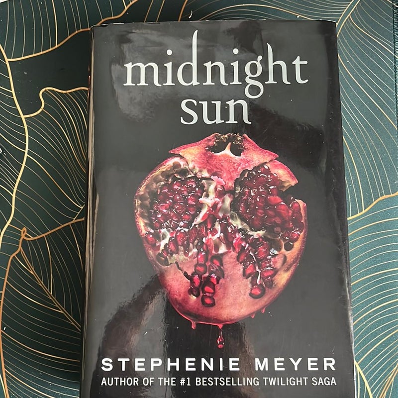 Midnight Sun (Twilight Saga) - by Stephenie Meyer (Hardcover)