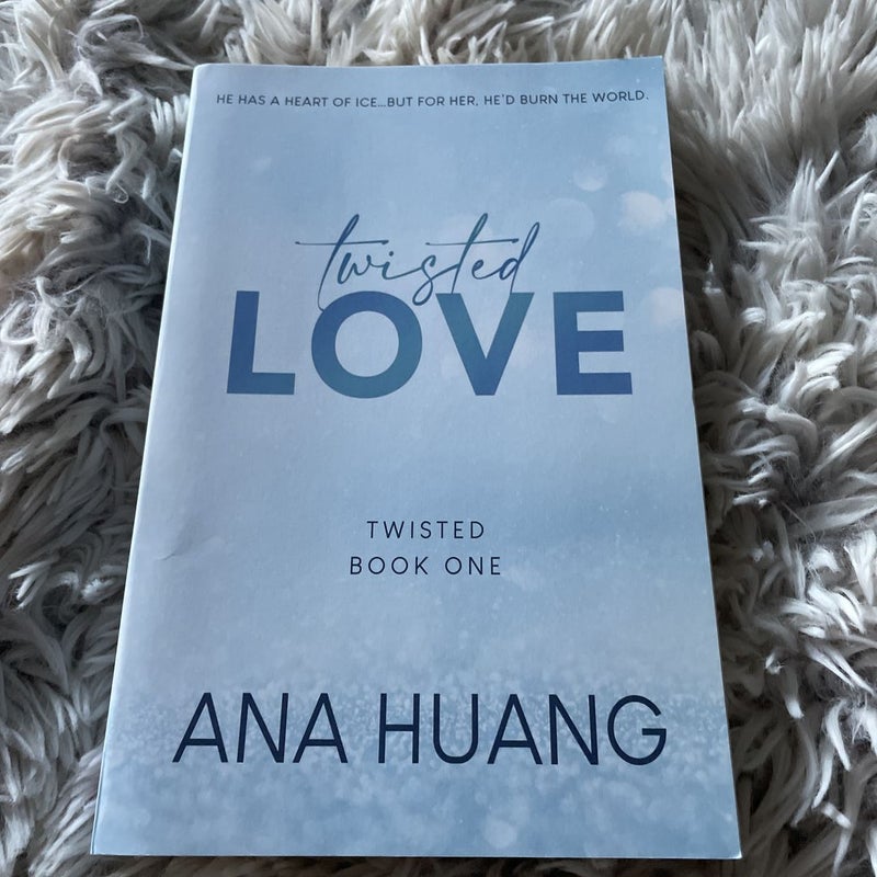 Twisted Love (Twisted, 1): Huang, Ana: 9781728274867: : Books