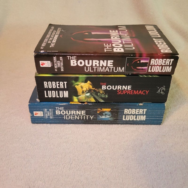 The Bourne Trilogy 3 Book Set