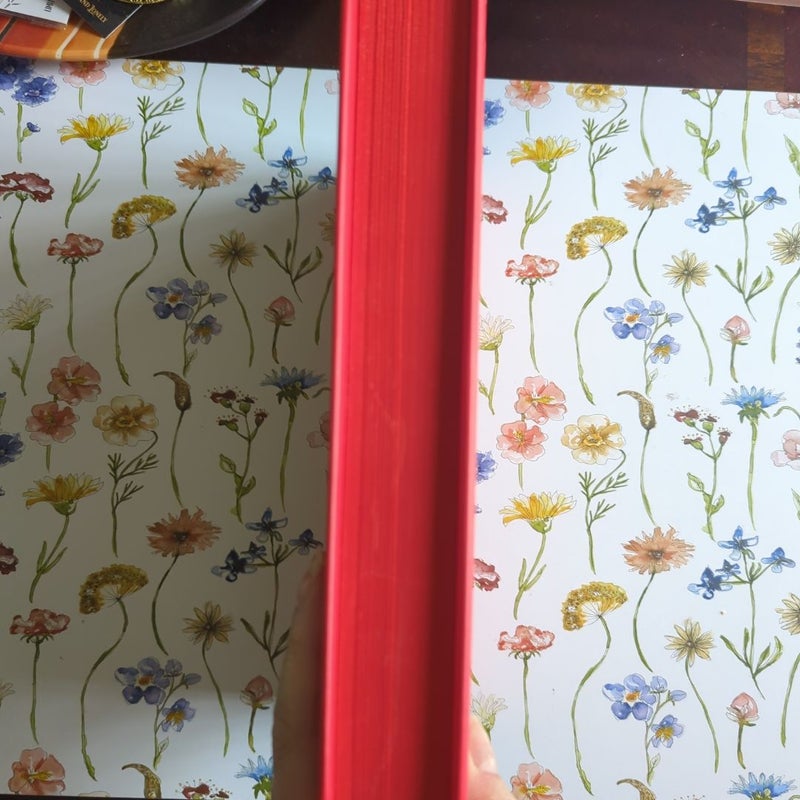 Red Queen Collector's Edition
