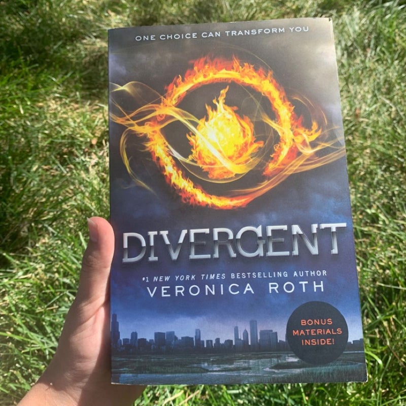 Divergent Series(4 books) by Veronica Roth