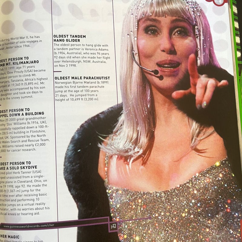 The Guinness Book of World Records 2002 by Guinness World