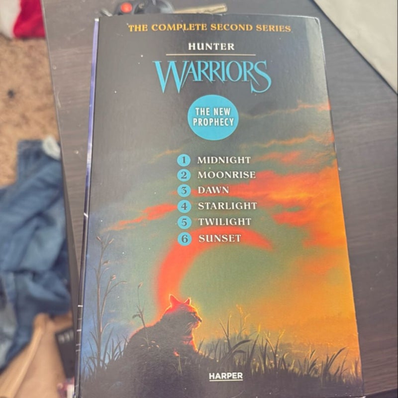 Warriors: the New Prophecy Box Set: Volumes 1 To 6