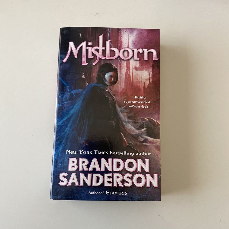 Brandon Sanderson: Mistborn