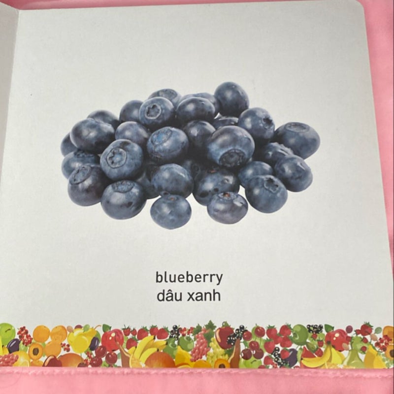 My First Bilingual Book-Fruit (English-Vietnamese)